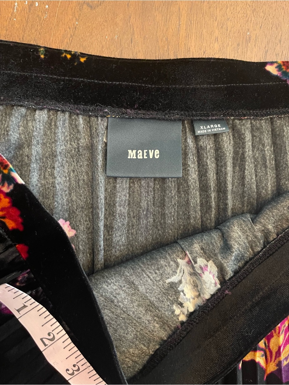 Anthropologie Maeve Velvet Black Pleated Midi Skirt with Floral Clusters - Picture 5 of 8